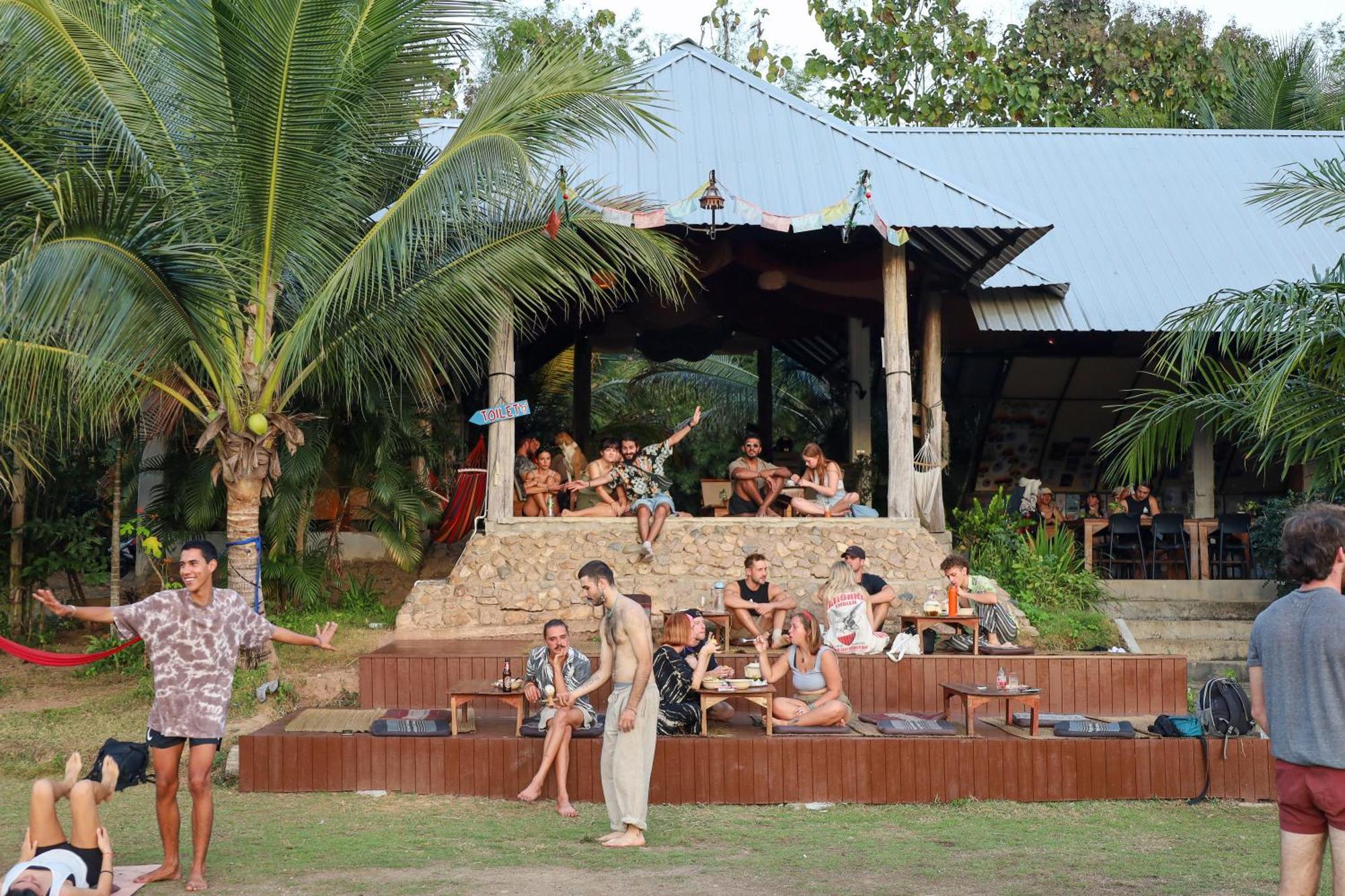Atlas Valley (Adults Only) Pai Eksteriør bilde